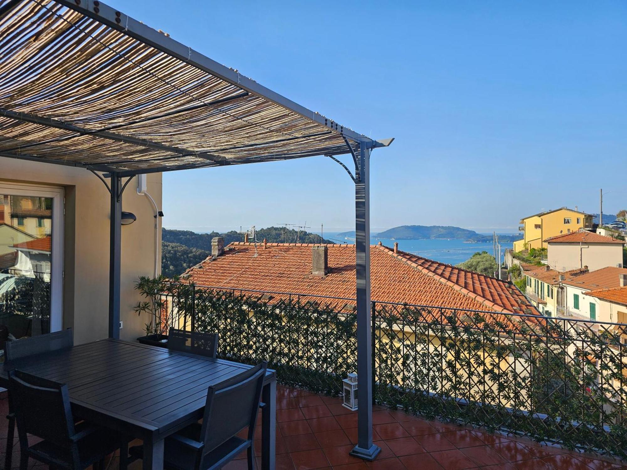 La Terrazza Sul Golfo Dei Poeti Con Vista Mare Pitelli